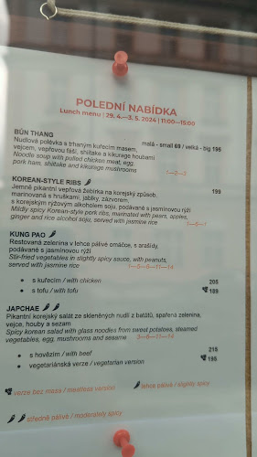 Opinii despre Khomfi în Karlín - Gastronomie a pohostinství