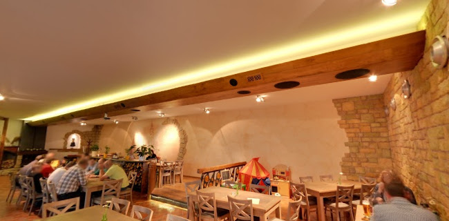 Slunný dvůr - Gastronomie a pohostinství