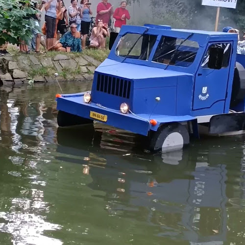 Opinii despre PÁDLO MORAVA cyklisticko-vodacký kemp, půjčovna lodí a raftů în Olomouc - Gastronomie a pohostinství