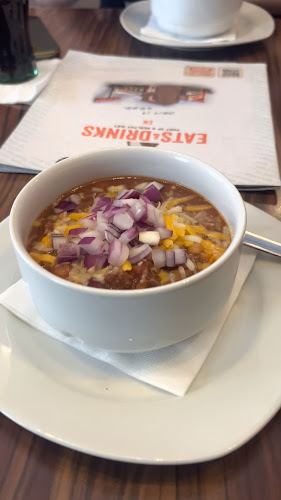 Restaurace HOOTERS Havelská - Gastronomie a pohostinství