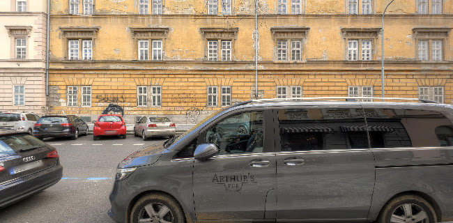 Opinii despre Arthur's Pub în Praha - Gastronomie a pohostinství