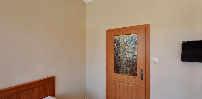 Opinii despre Staroplzenecká restaurace în Starý Plzenec - Gastronomie a pohostinství