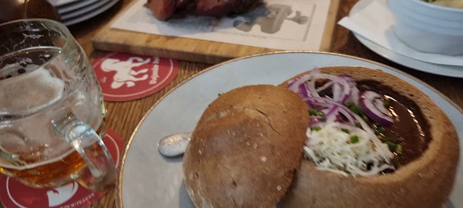 Opinii despre Pivovar U Tří růží în Staré Město - Gastronomie a pohostinství