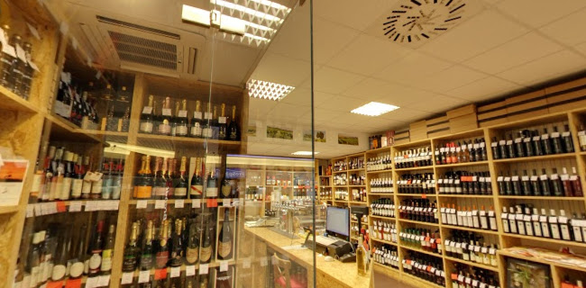 Opinii despre Vinotéka Vínko Konečný în Město - Gastronomie a pohostinství