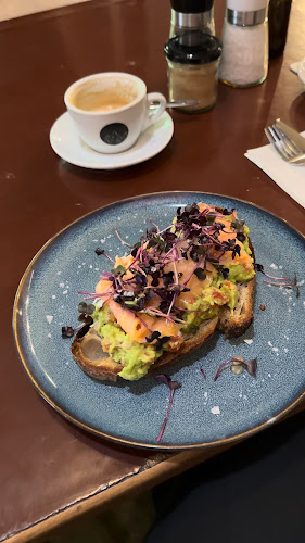 Opinii despre Kavárna co hledá jméno în Praha - Gastronomie a pohostinství