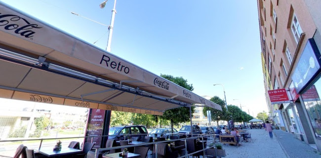 Opinii despre Retro - kavárna, snídaně a koktejlový bar în Zlín - Gastronomie a pohostinství