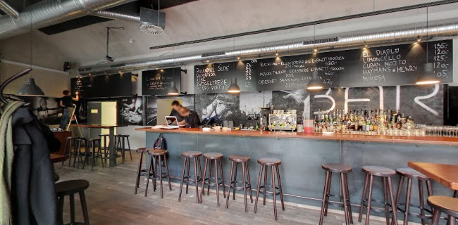 Opinii despre Hoffa bar în Nové Město - Gastronomie a pohostinství