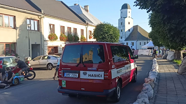 Opinii despre Cukrárna U Zámku în Branná - Gastronomie a pohostinství