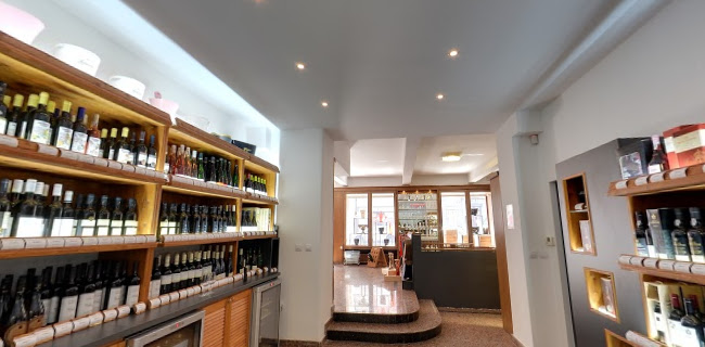 Opinii despre Global Wines & Spirits Dejvice în Praha - Gastronomie a pohostinství