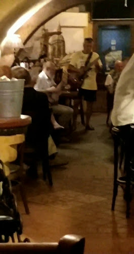 Opinii despre Nicolas bar & restaurant în Malá Strana - Gastronomie a pohostinství