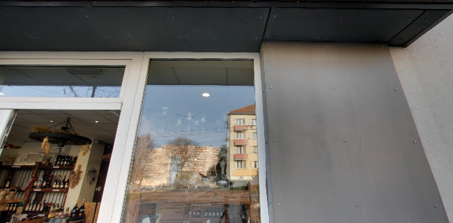 Opinii despre Vinotéka u Romana în Brno - Gastronomie a pohostinství