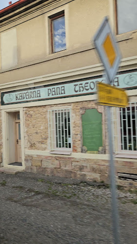 Kavarna pana Theodora