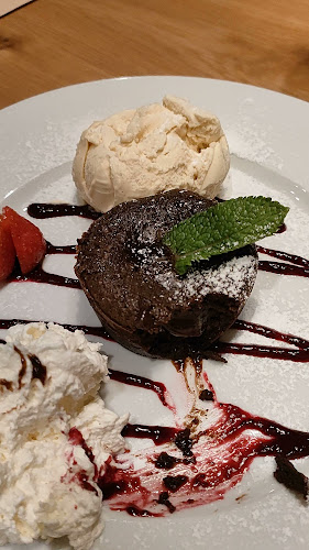 Opinii despre Restaurant U Mořice în Olomouc - Gastronomie a pohostinství