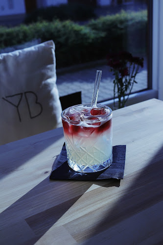 Comentarii opinii despre Yalla bar