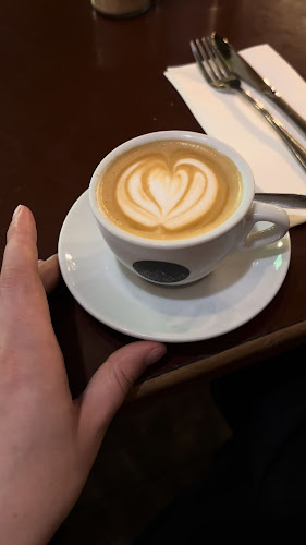 Kavárna co hledá jméno - Gastronomie a pohostinství