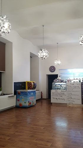 Opinii despre Valeri Cafe în Olomouc - Gastronomie a pohostinství