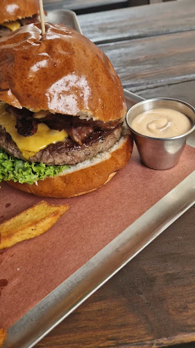 PARODIE - pivní restaurant