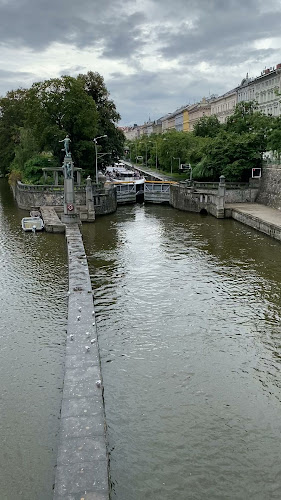 Claudia coffee - Malá Strana