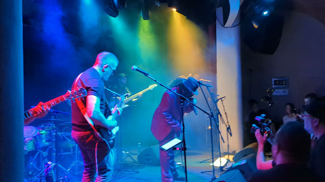 Comentarii opinii despre Restaurace Malostranská beseda