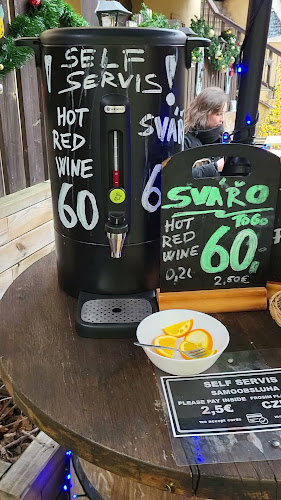 Tkalcovský Dvůr - Gastronomie a pohostinství