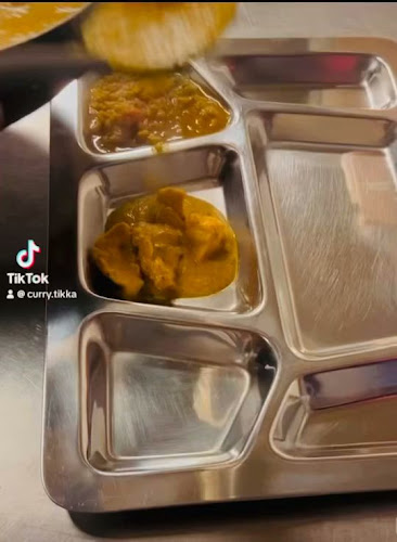 Opinii despre Curry & Tikka Lužiny în Praha 13 - Gastronomie a pohostinství