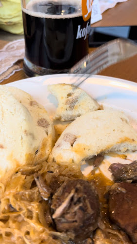 Restaurace a penzion Pod Lípami