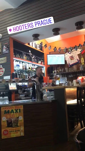 Restaurace HOOTERS Havelská - Staré Město
