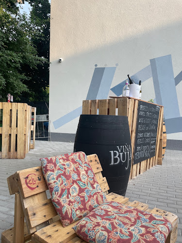 Comentarii opinii despre Víno C´est La Vie (vinný bar a vinotéka)