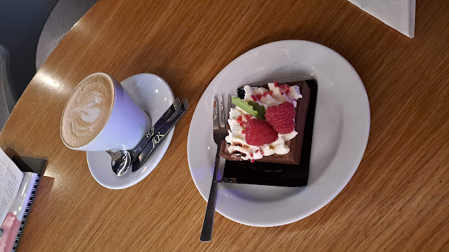 Opinii despre Nok Nok Restaurace Hradec Králové în Hradec Králové - Gastronomie a pohostinství