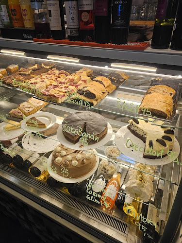 Smíchov CZ, Štefánikova 316/8, Anděl, 150 00 Praha