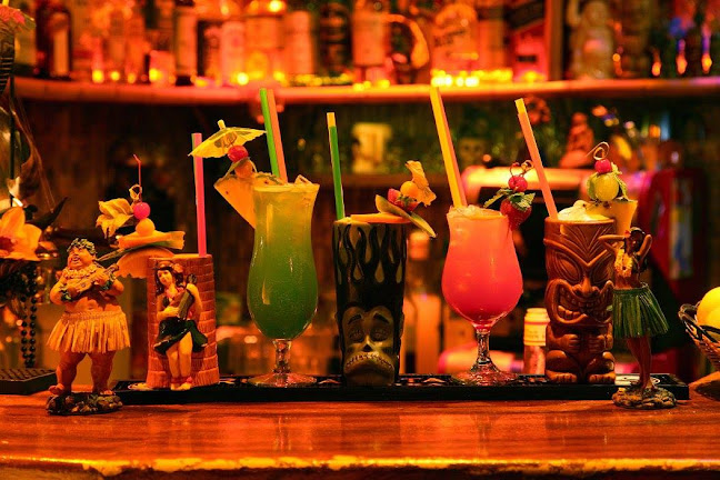 Opinii despre Tiki Taky Bar în Praha - Gastronomie a pohostinství