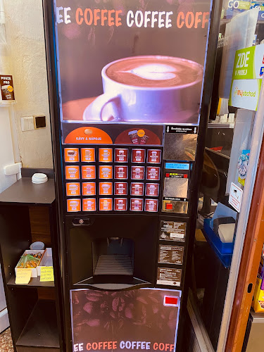 Automaty na kávu u H2 mini market