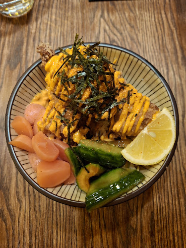 Comentarii opinii despre MANYA Sushi & Sake Izakaya