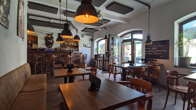 Opinii despre INDUSTRY caffe bar în Dvůr Králové nad Labem - Gastronomie a pohostinství