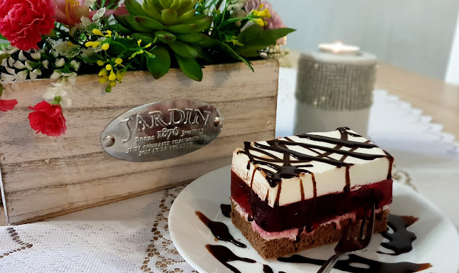 Opinii despre Květinová cukrárna u Natálie în Frýdek-Místek - Gastronomie a pohostinství