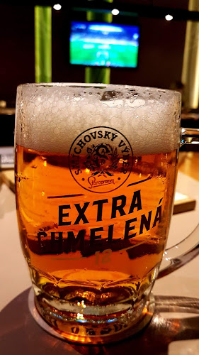 Opinii despre Bulvár Bubeneč în Praha - Gastronomie a pohostinství