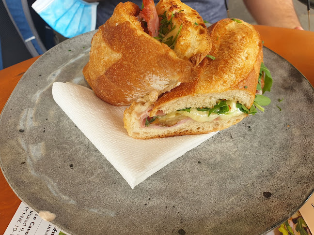 Opinii despre Le Caveau Cukrárna, kavárna, čajovna în Praha - Gastronomie a pohostinství