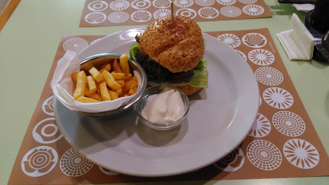 Opinii despre Restaurace Dynamo în Nové Město - Gastronomie a pohostinství