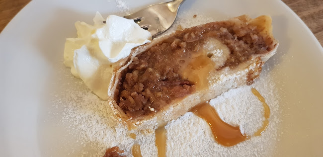 Opinii despre Restaurace Blatnice în Staré Město - Gastronomie a pohostinství