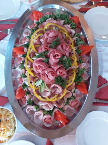 Opinii despre AA. Kotlíkovna u Natalky în Praha - Gastronomie a pohostinství