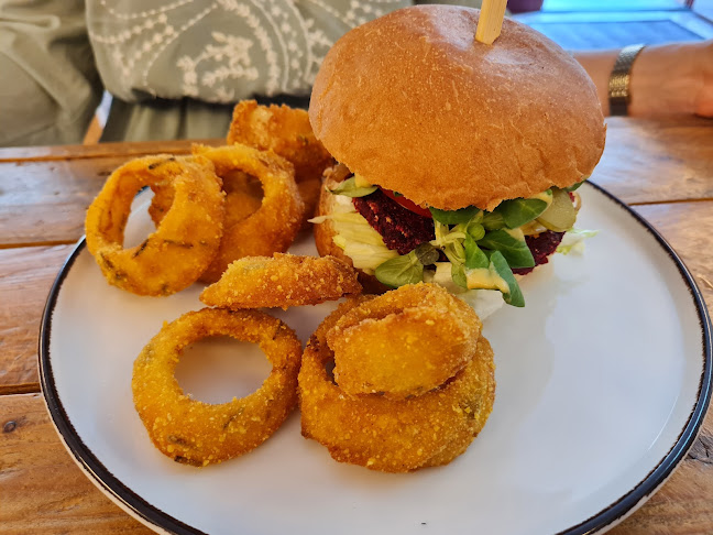 Comentarii opinii despre CHUTNEJ vegan kitchen & café