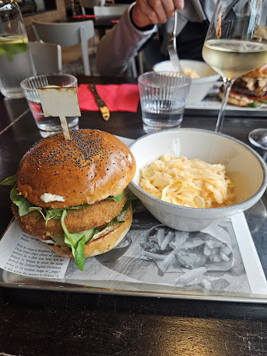 Opinii despre Burger House Pecr în Pec pod Sněžkou - Gastronomie a pohostinství