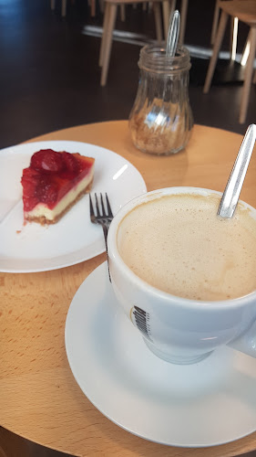 Opinii despre Kantýna a kavárna Strojovna în Brno - Gastronomie a pohostinství