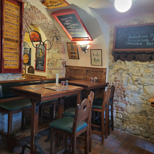 Comentarii opinii despre The Wall Pub