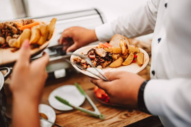 Comentarii opinii despre Pomůžeme s párty - catering/půjčovna