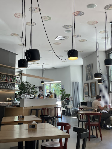 Opinii despre Café Záhorský în Praha - Gastronomie a pohostinství