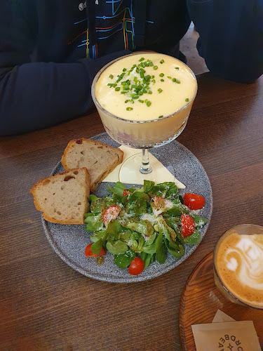 Opinii despre Café Všehochuť în Jičín - Gastronomie a pohostinství