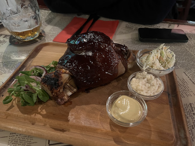 Opinii despre Restaurace Planeta Žižkov în Praha - Gastronomie a pohostinství