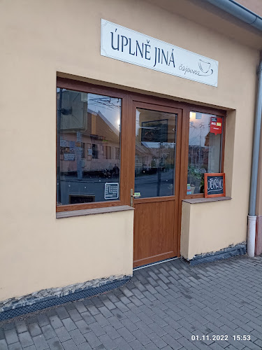 Opinii despre Úplně jiná čajovna în Šlapanice - Gastronomie a pohostinství