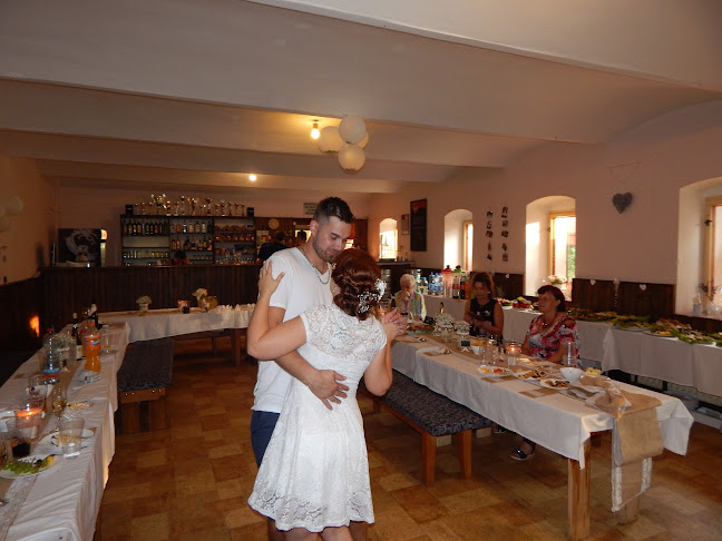 Areál Na Rybárně Rakolusky - Gastronomie a pohostinství